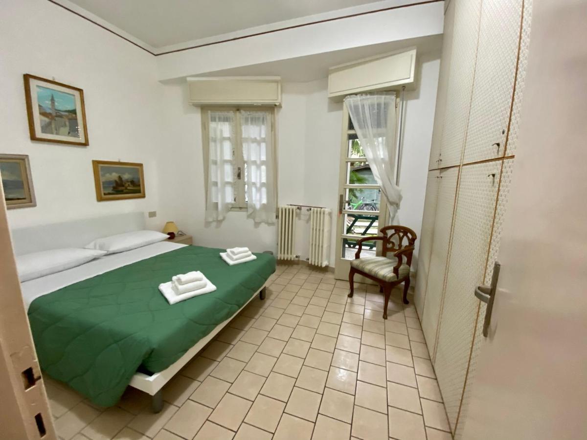 Casa Vacanze Gabbianella Villa Con Giardino Lungolago Maderno Toscolano Maderno Exterior photo