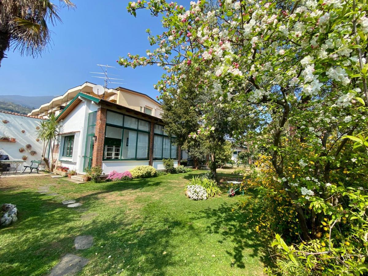 Casa Vacanze Gabbianella Villa Con Giardino Lungolago Maderno Toscolano Maderno Exterior photo